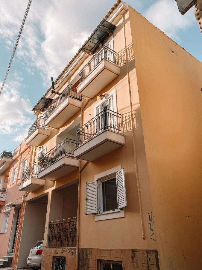 Rose'S House Apartamento Calamata Exterior foto